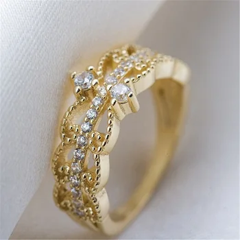 2023 Divat Arany Színű Strassz Cirkon Jegygyűrűt A Nők Tartozékok Lány Ajándék Divatos Üreges Mértani Virág Gyűrű