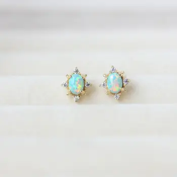 Tervező eredeti új gyémánttal kirakott ovális mesterséges opál fülbevaló elegáns, világos luxus finom női ezüst ékszer